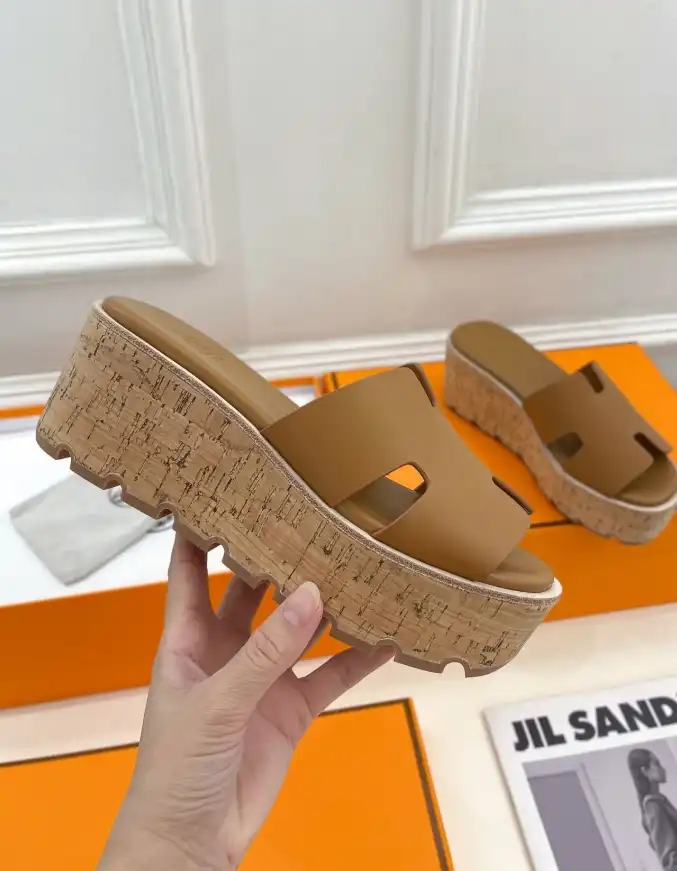 hype Hermes Slippers