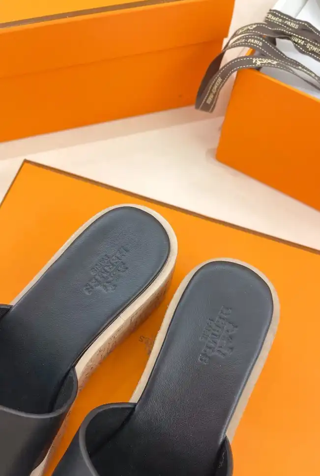 hype Hermes Slippers