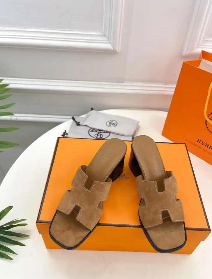 hype Hermes Slippers