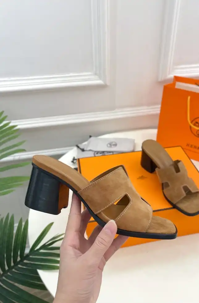 hype Hermes Slippers