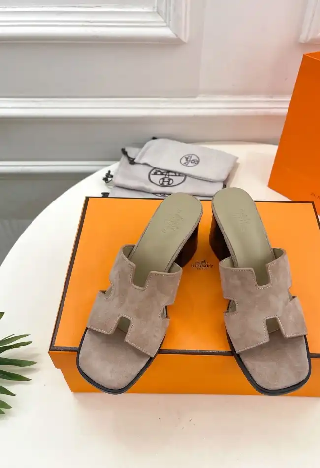 hype Hermes Slippers