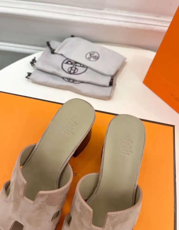 hype Hermes Slippers