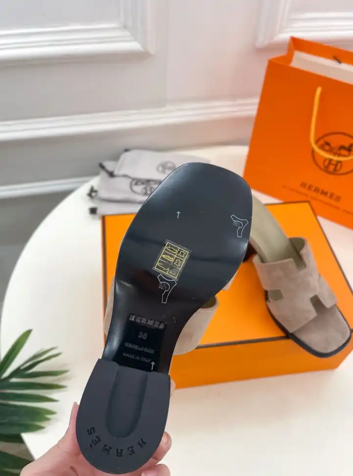 hype Hermes Slippers