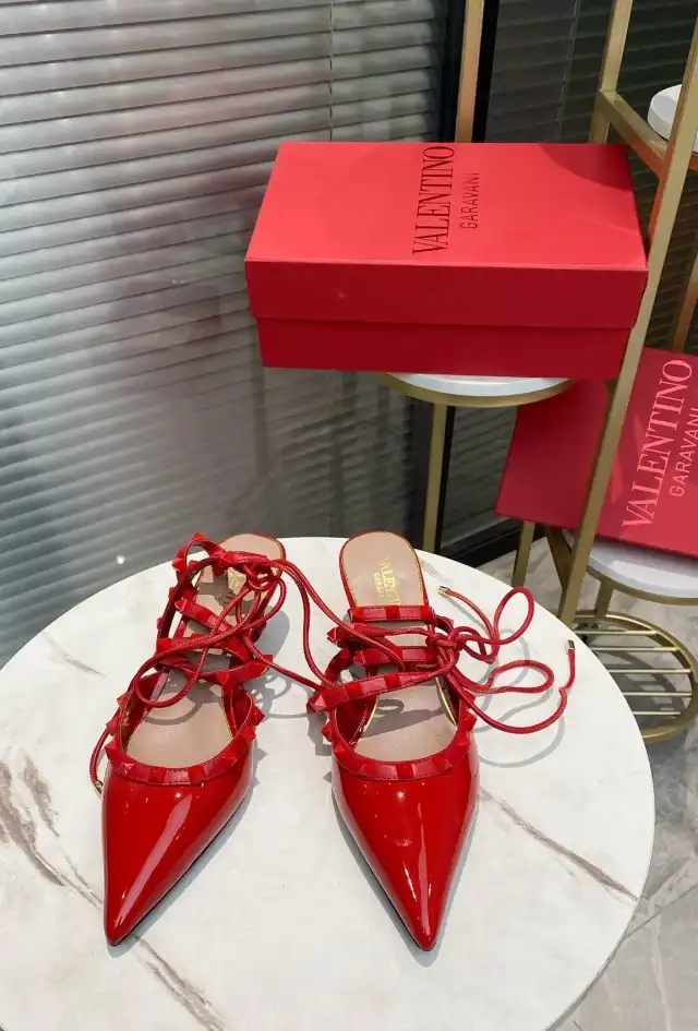 hype Valentino High Heels