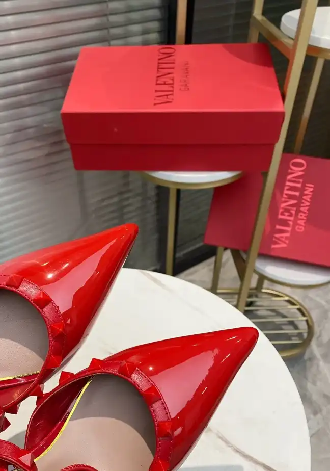 hype Valentino High Heels