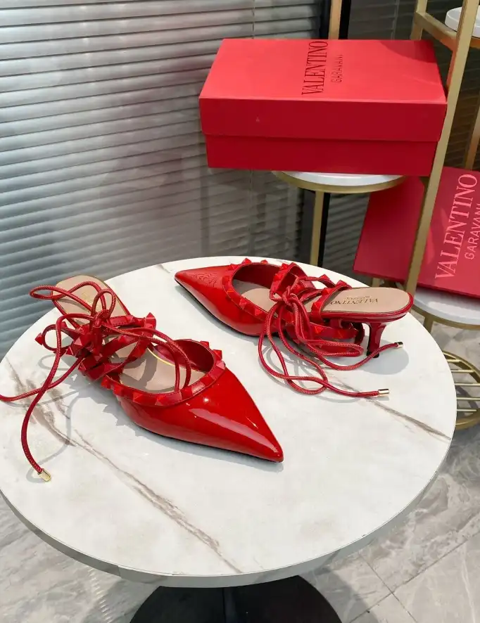 hype Valentino High Heels