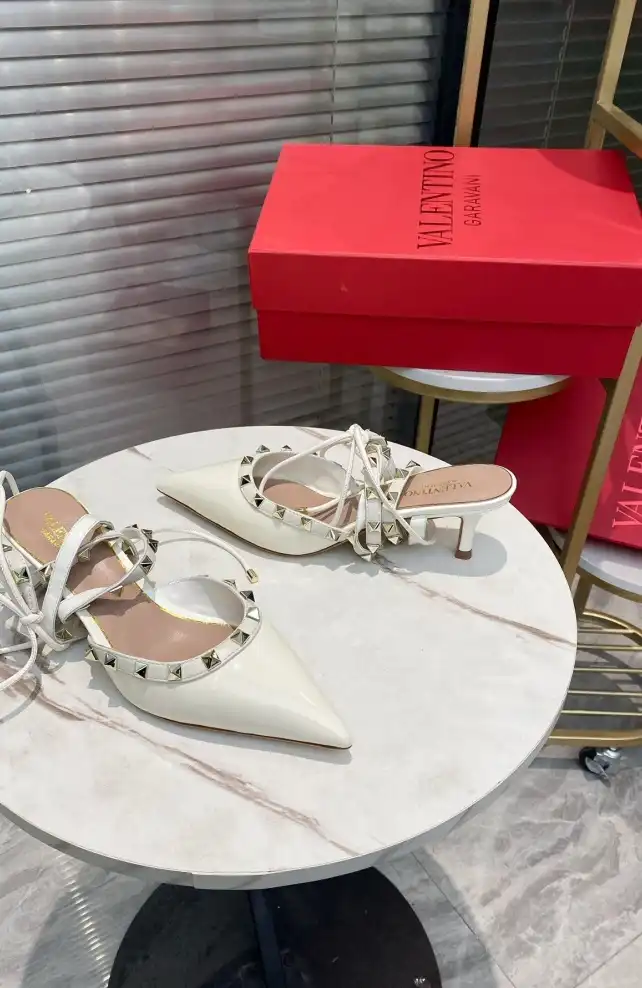 hype Valentino High Heels