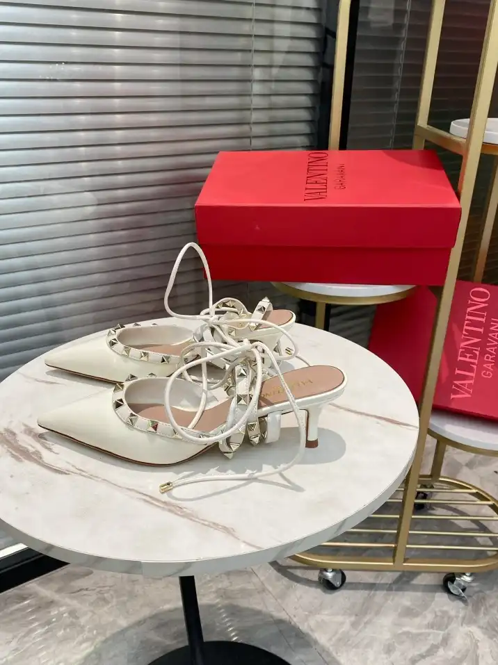 hype Valentino High Heels