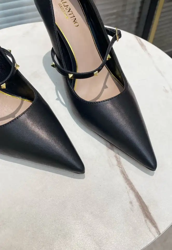 hype Valentino High Heels