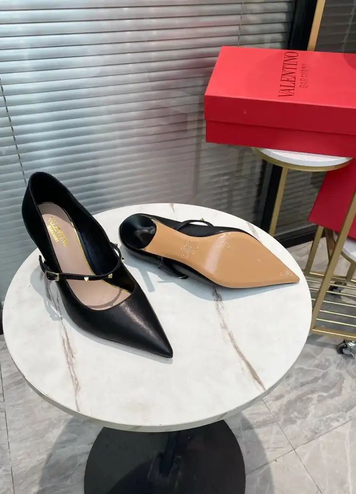 hype Valentino High Heels