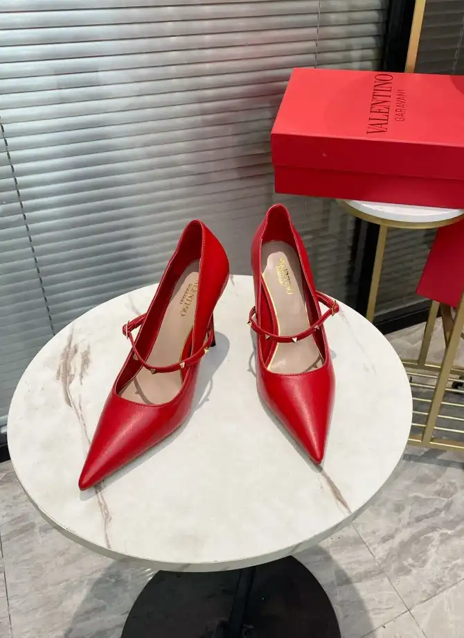 hype Valentino High Heels