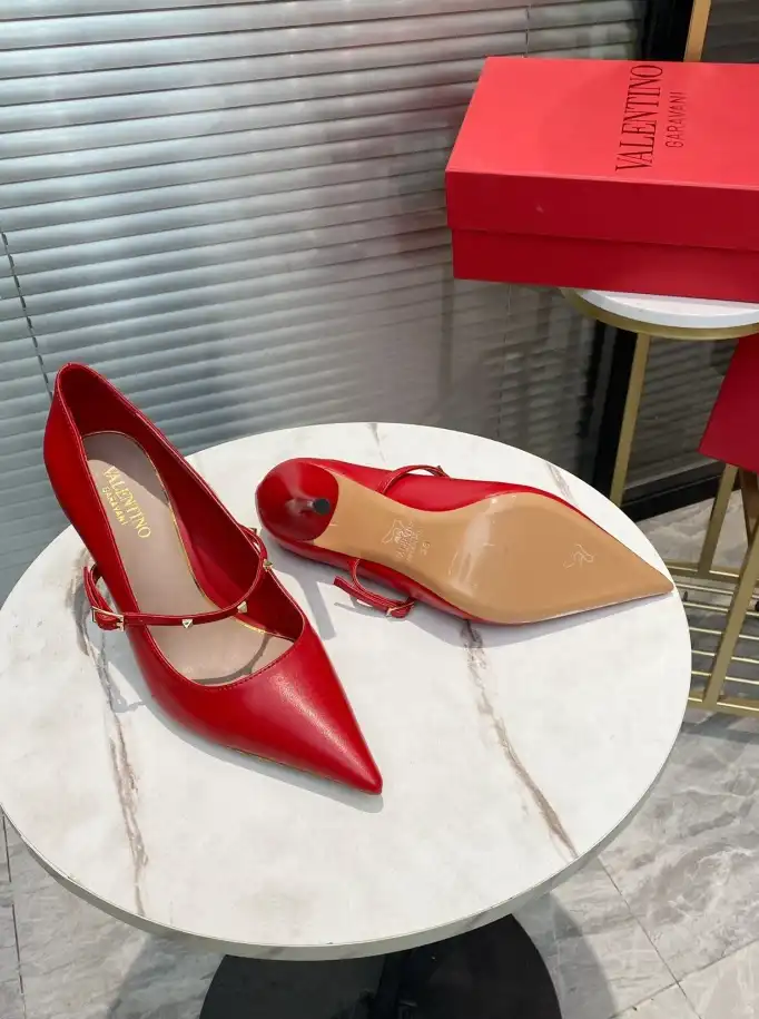 hype Valentino High Heels