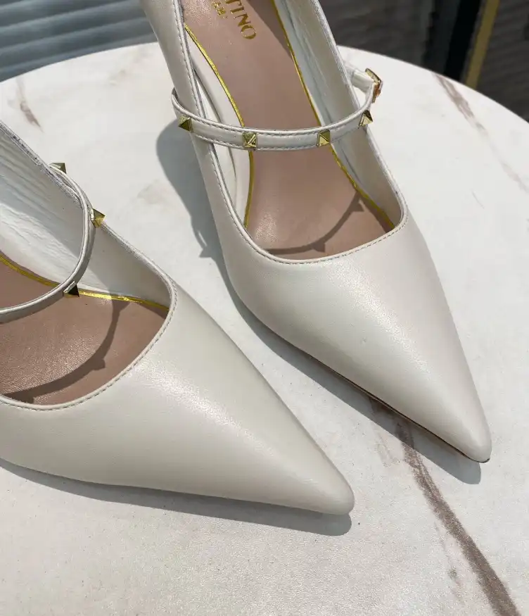 hype Valentino High Heels