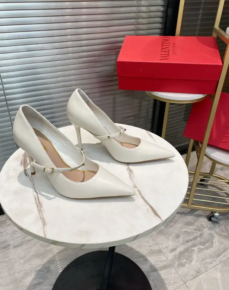 hype Valentino High Heels