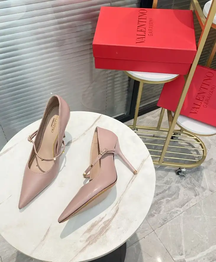 hype Valentino High Heels