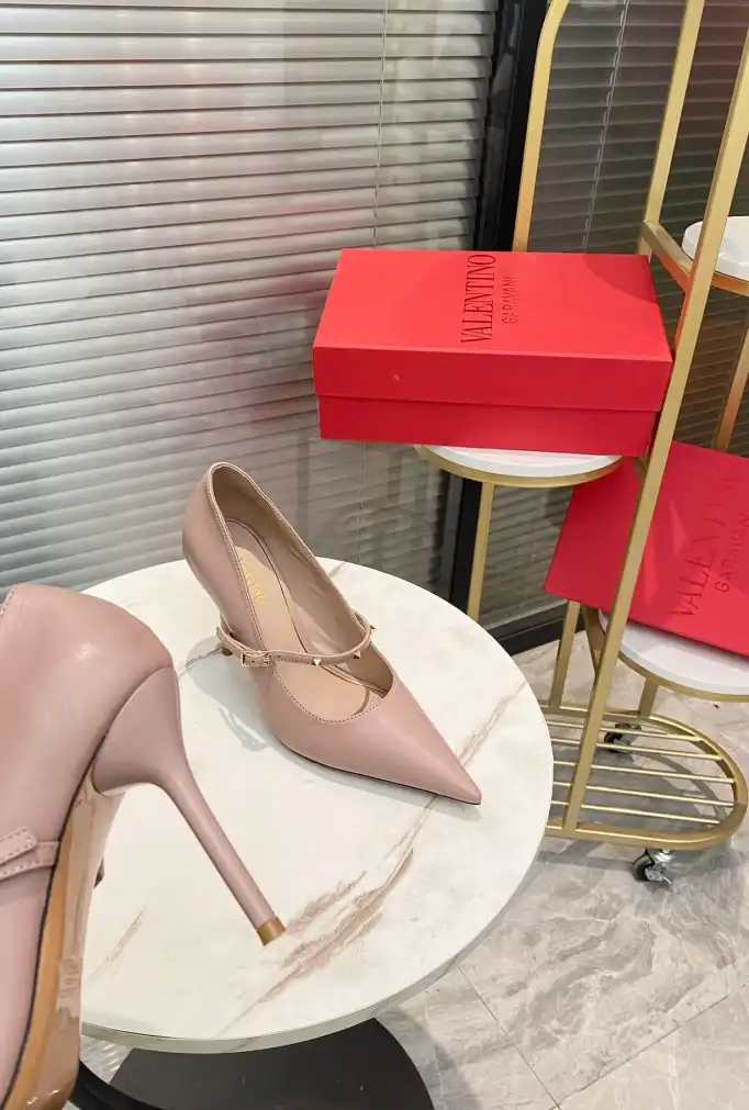 hype Valentino High Heels