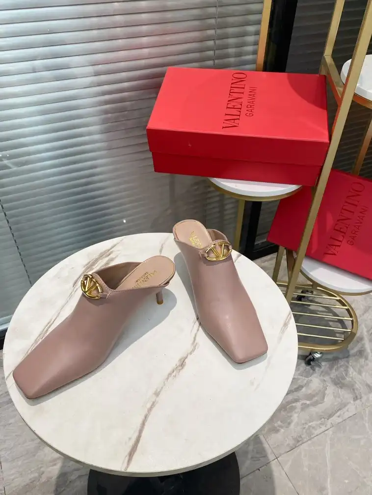 hype Valentino High Heels