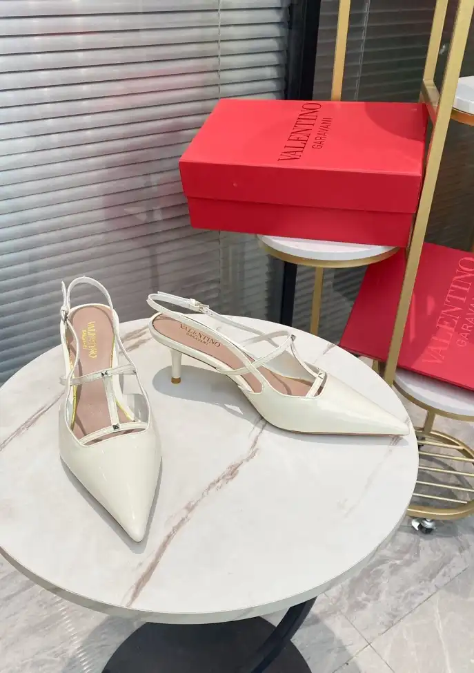 hype Valentino High Heels