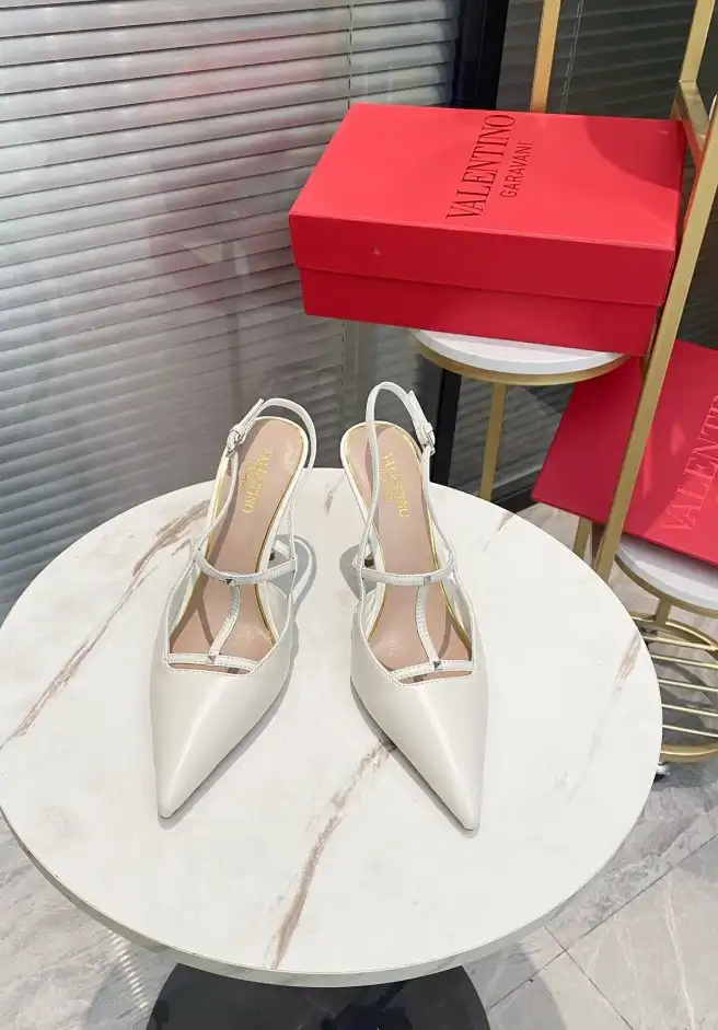 hype Valentino High Heels