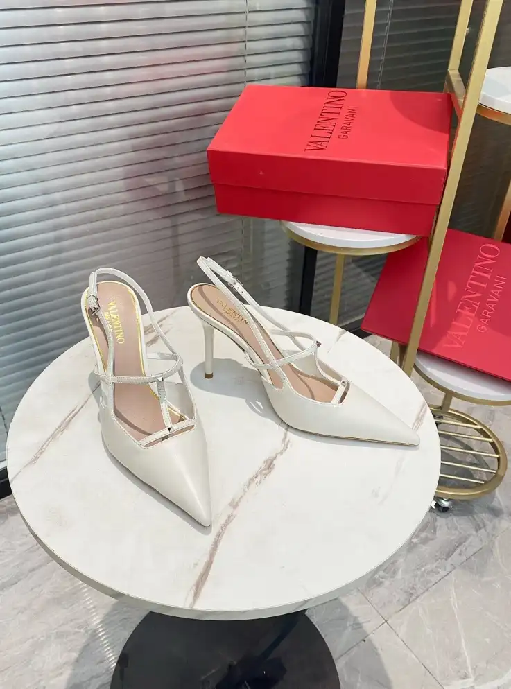 hype Valentino High Heels