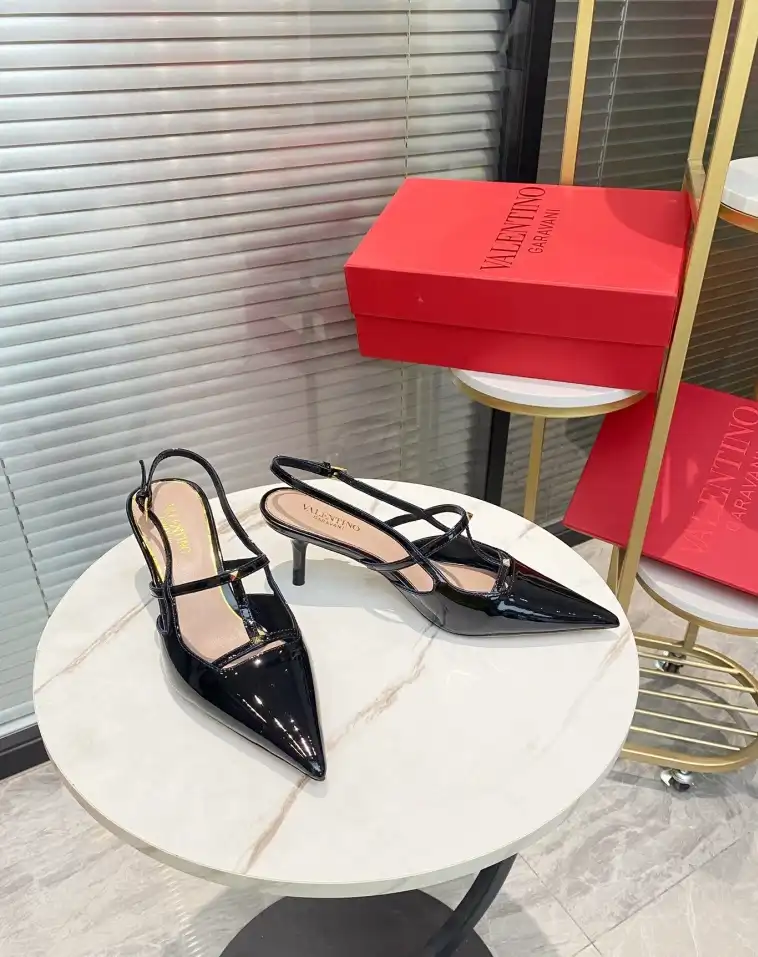 hype Valentino High Heels