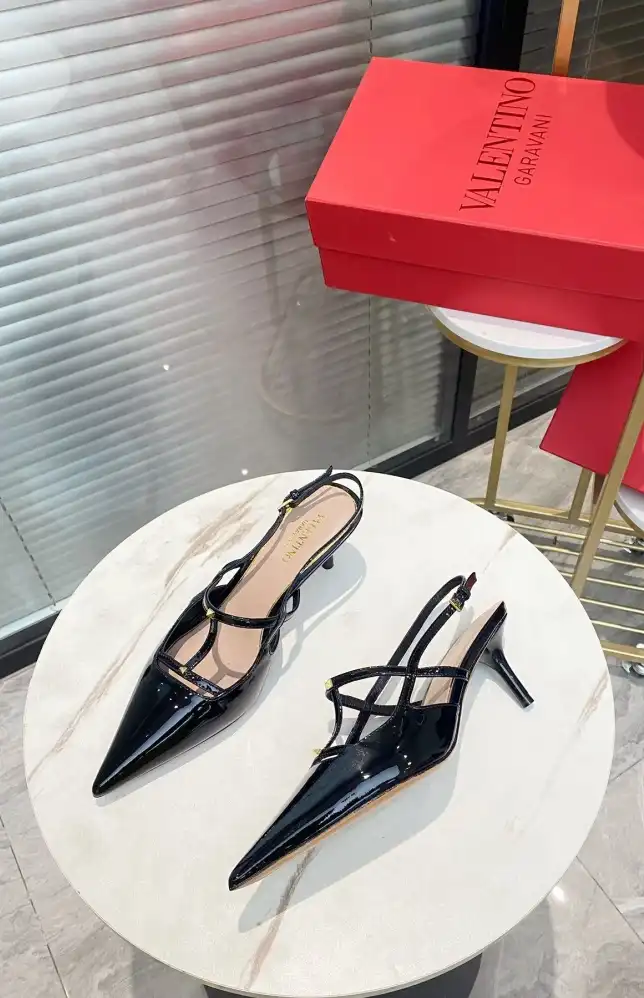 hype Valentino High Heels