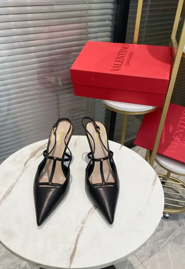 hype Valentino High Heels