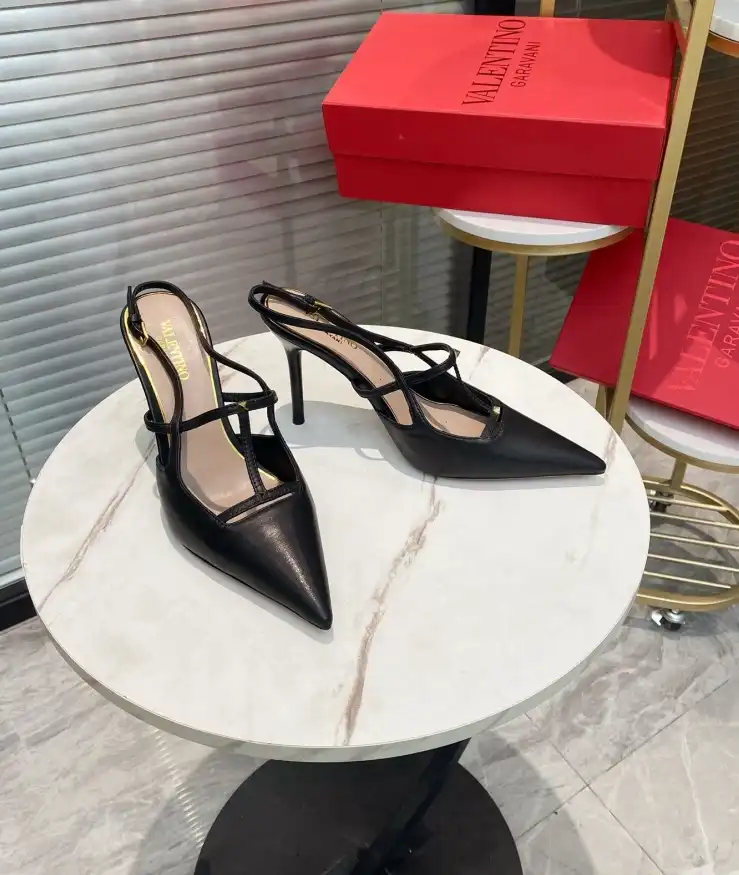 hype Valentino High Heels