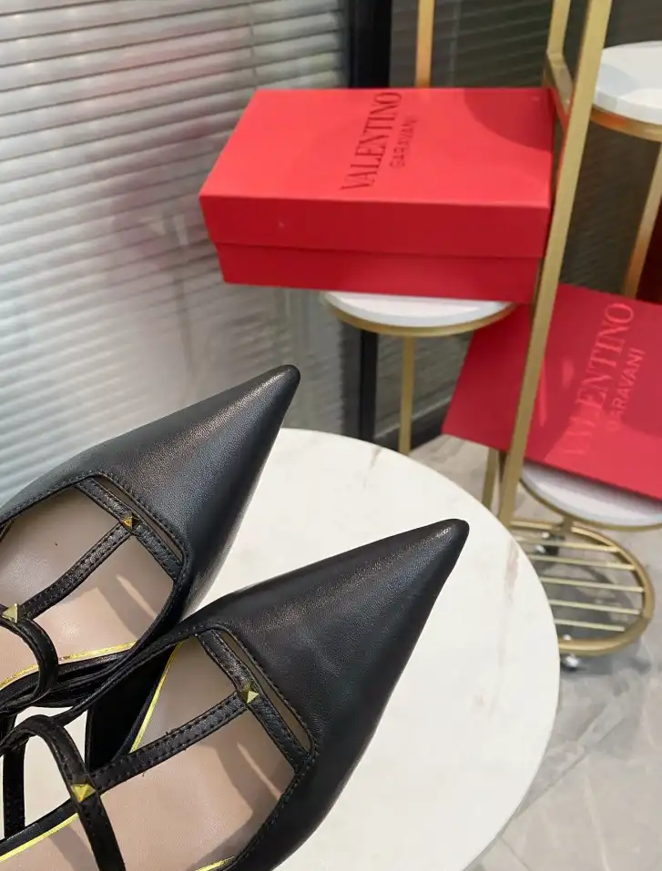 hype Valentino High Heels