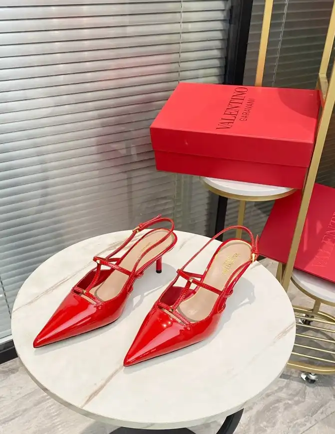 hype Valentino High Heels