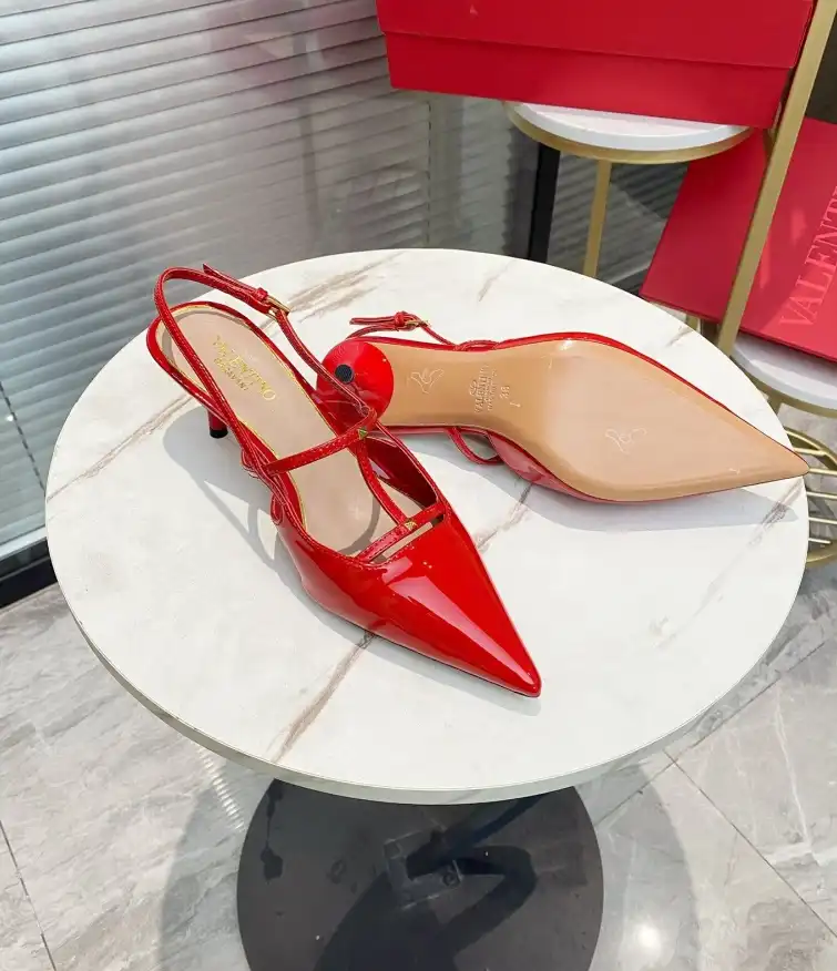 hype Valentino High Heels