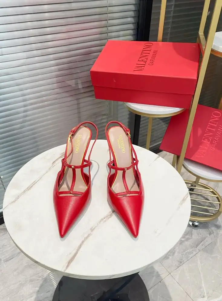 hype Valentino High Heels