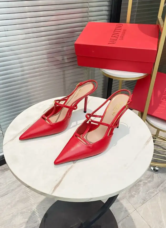 hype Valentino High Heels