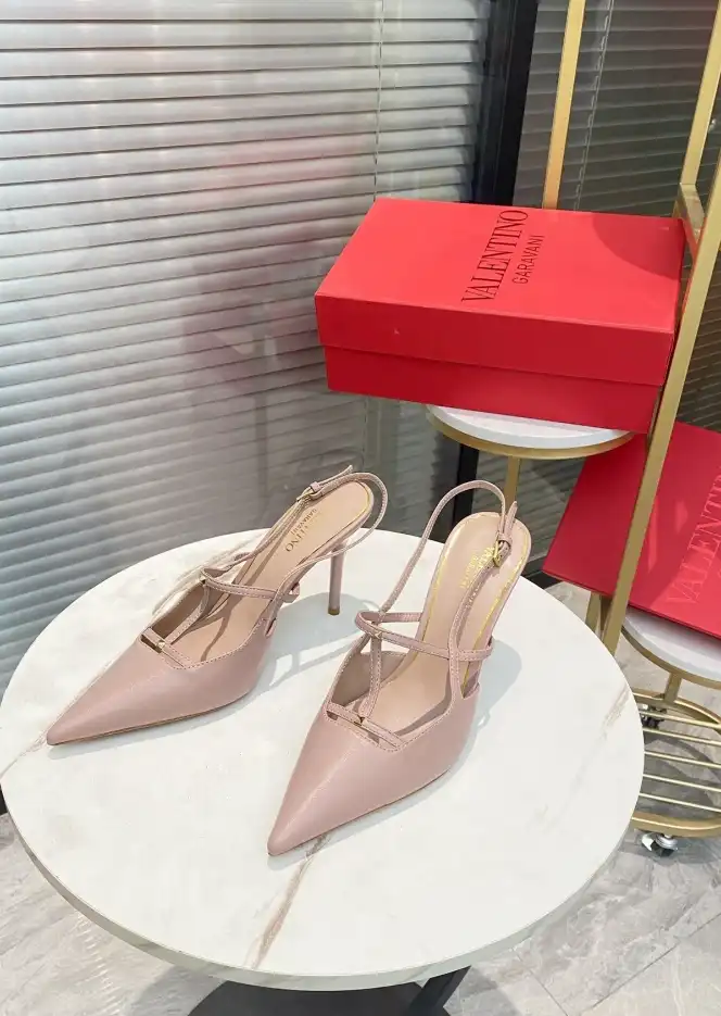 hype Valentino High Heels