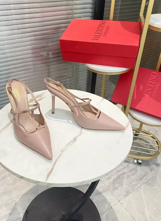 hype Valentino High Heels