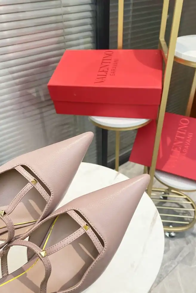 hype Valentino High Heels