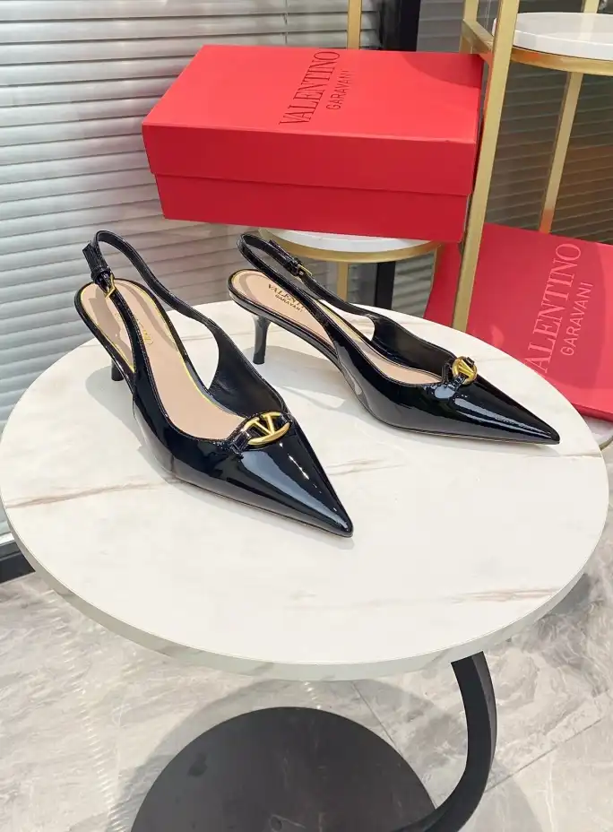 hype Valentino High Heels