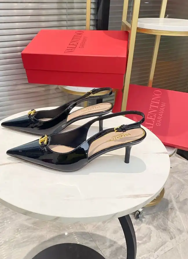 hype Valentino High Heels