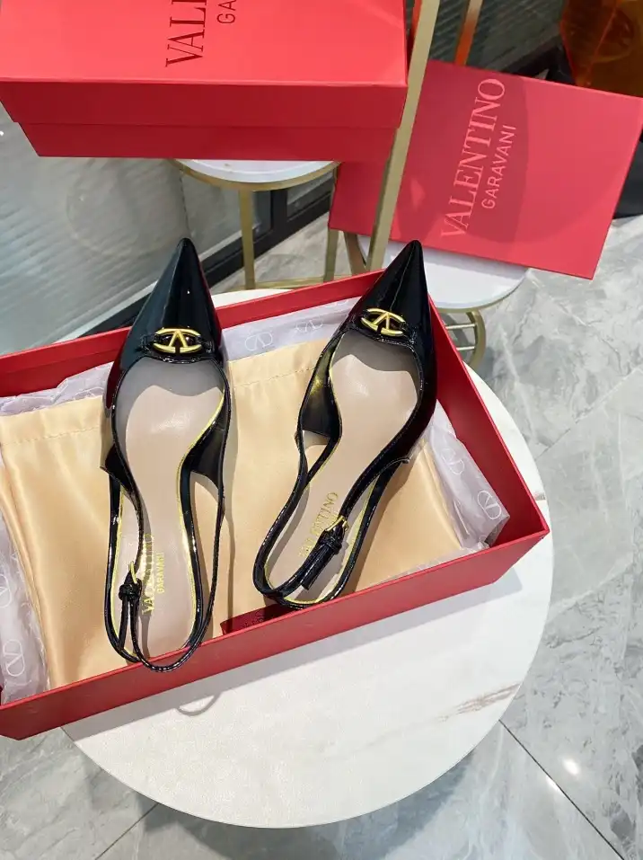 hype Valentino High Heels