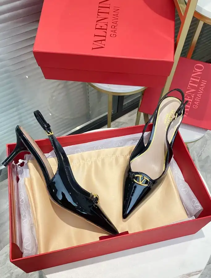 hype Valentino High Heels