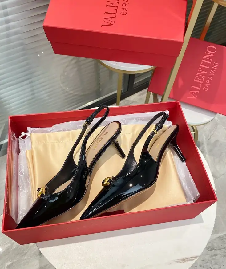 hype Valentino High Heels