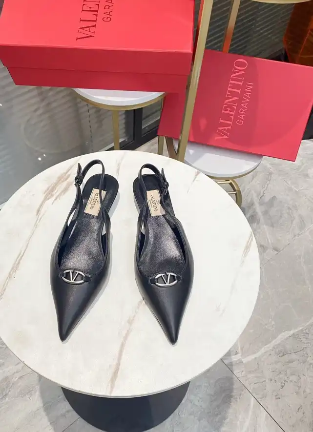 hype Valentino High Heels