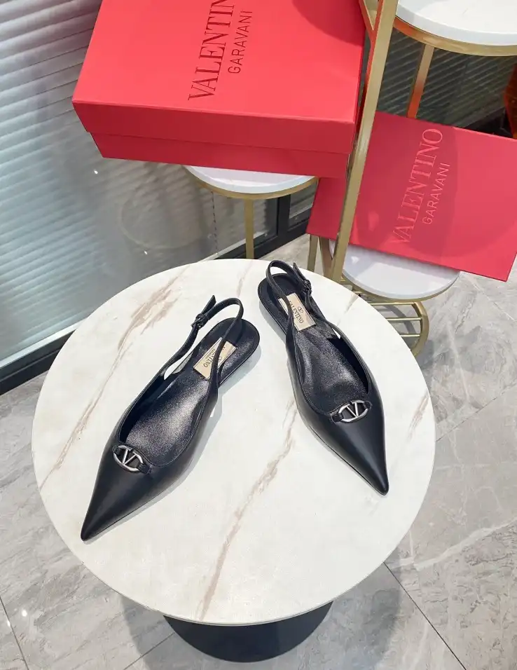 hype Valentino High Heels