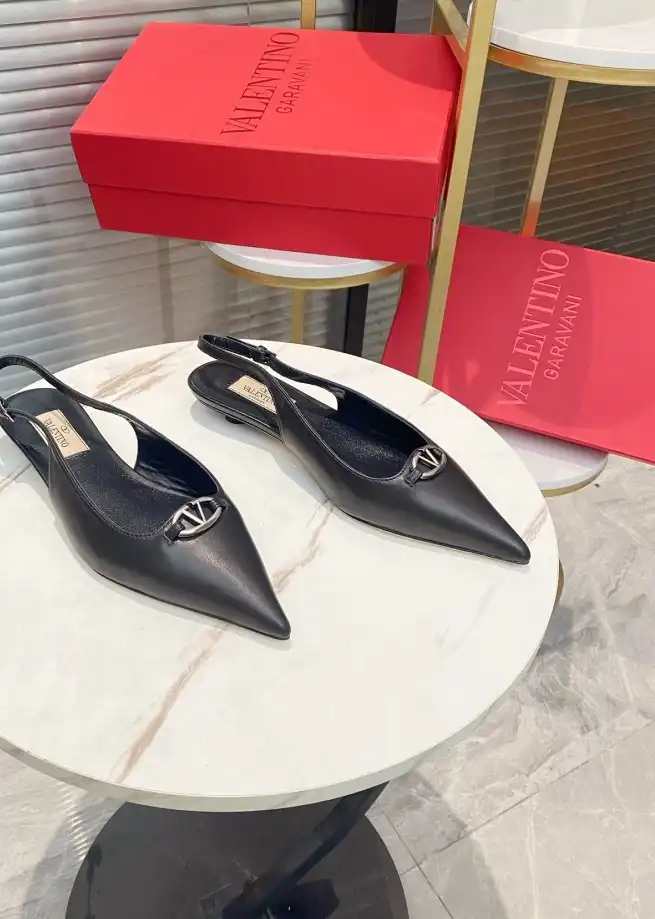 hype Valentino High Heels