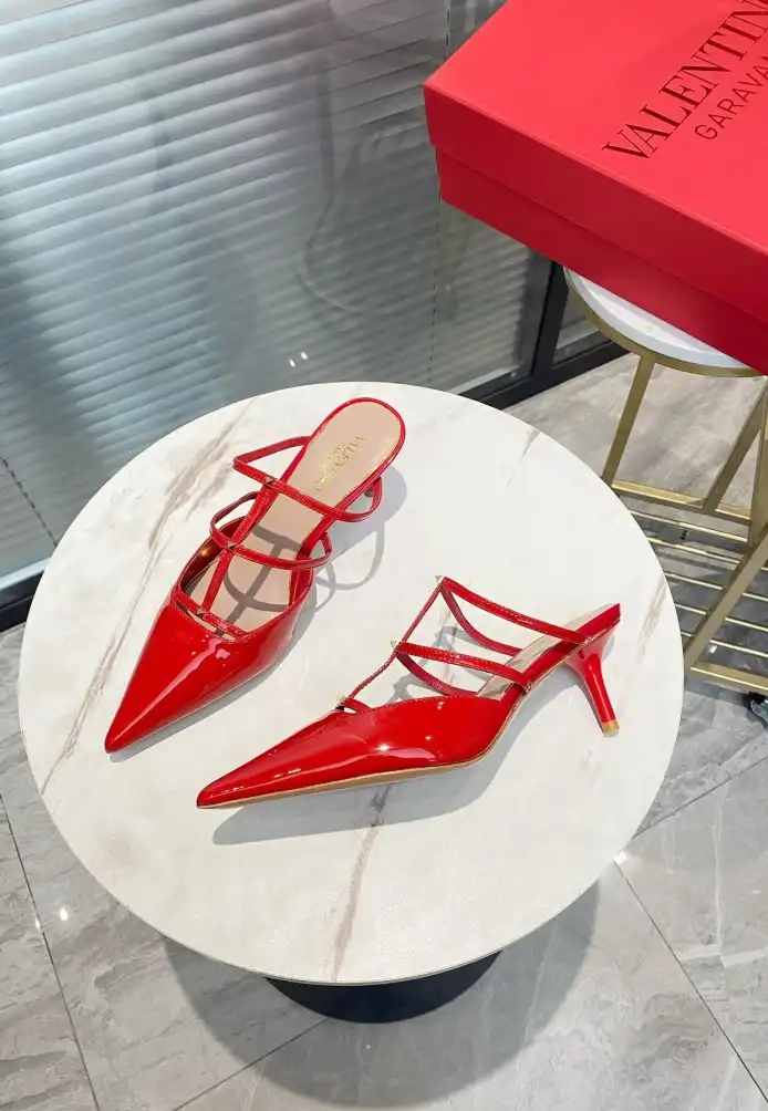 hype Valentino High Heels