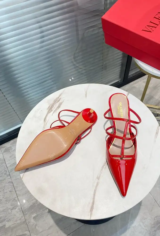 hype Valentino High Heels