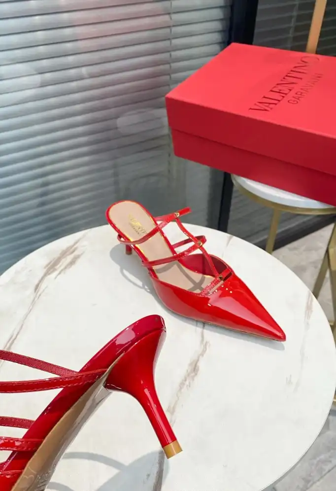 hype Valentino High Heels