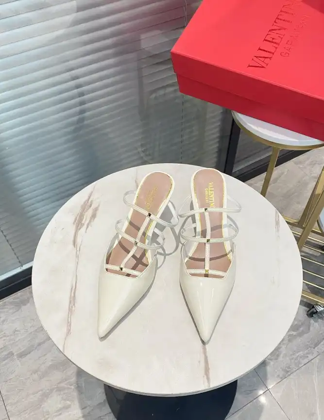 hype Valentino High Heels