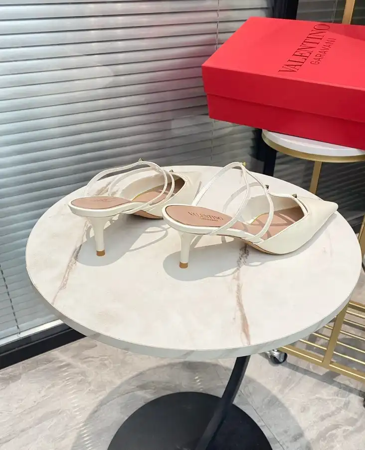 hype Valentino High Heels