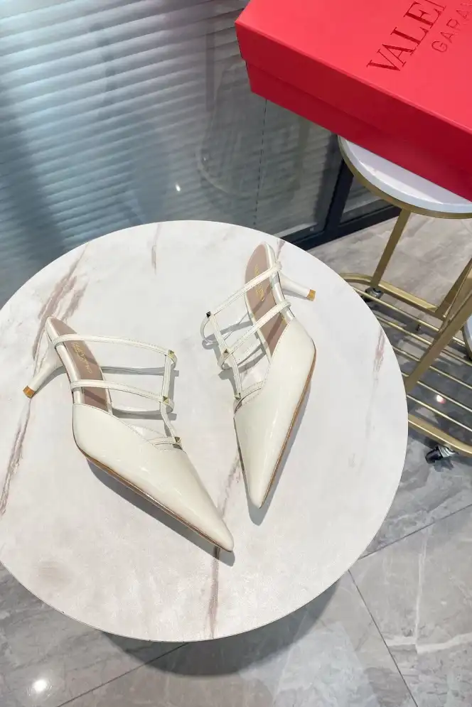 hype Valentino High Heels